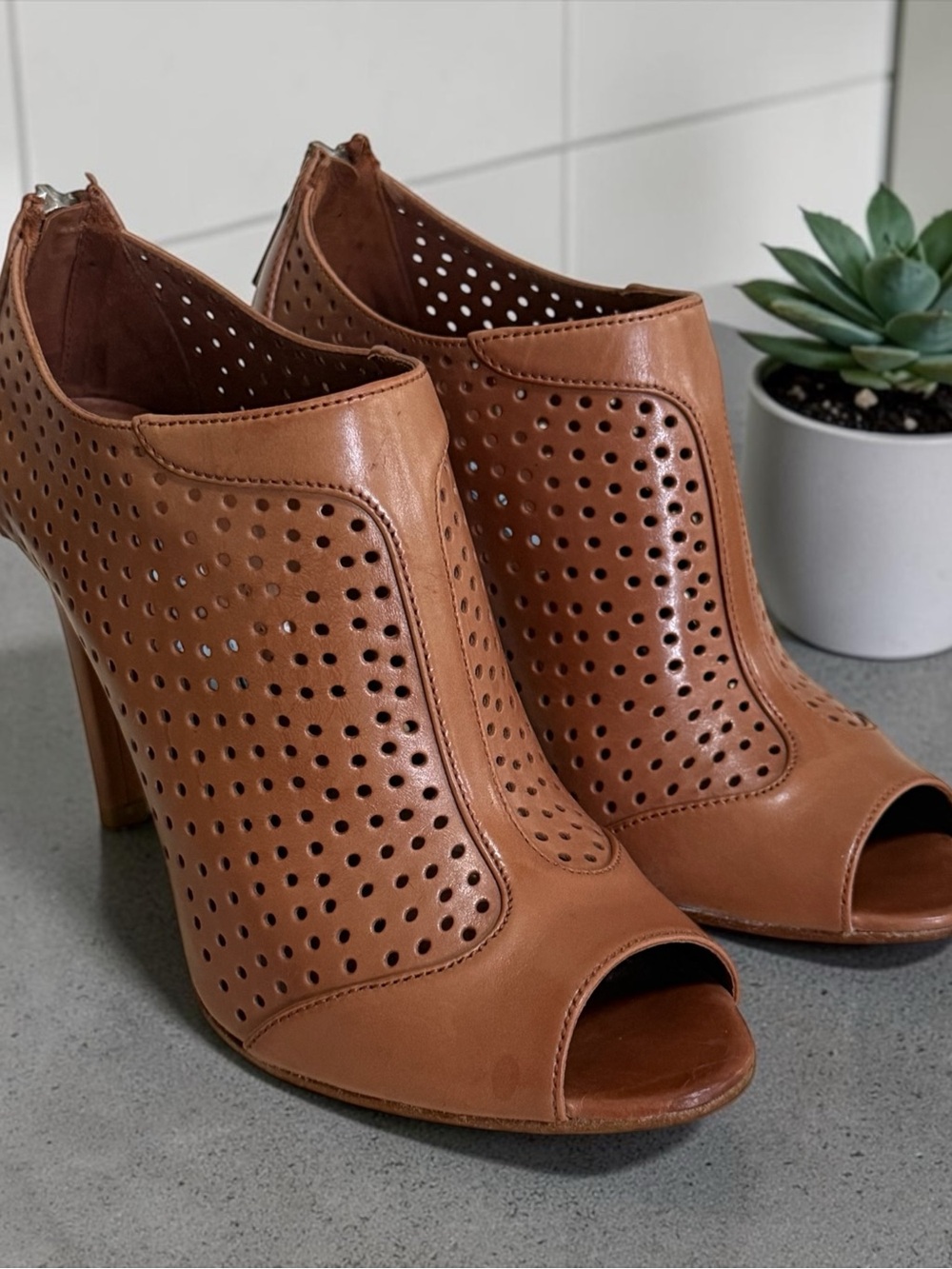 Authentic Prada Tan Perforated Peep-Toe High Heel Booties! Size 5.5 / 35.5 (EU) - Picture 12 of 14